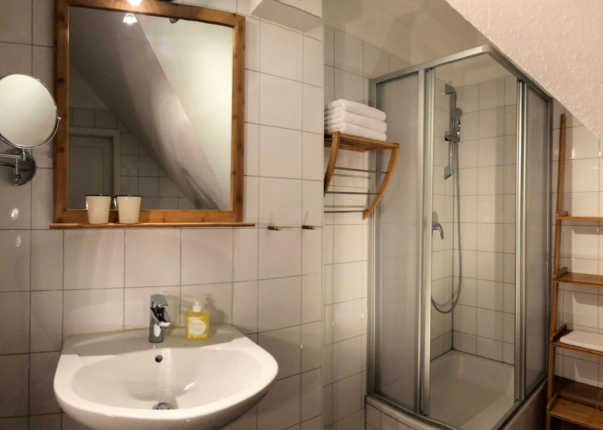 Ferienwohnung Lieblingsplatz im Reethus Putbus Exterior foto